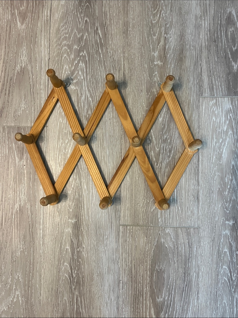 Expandable Wooden Wall Hook Rack in Light Natural Finish